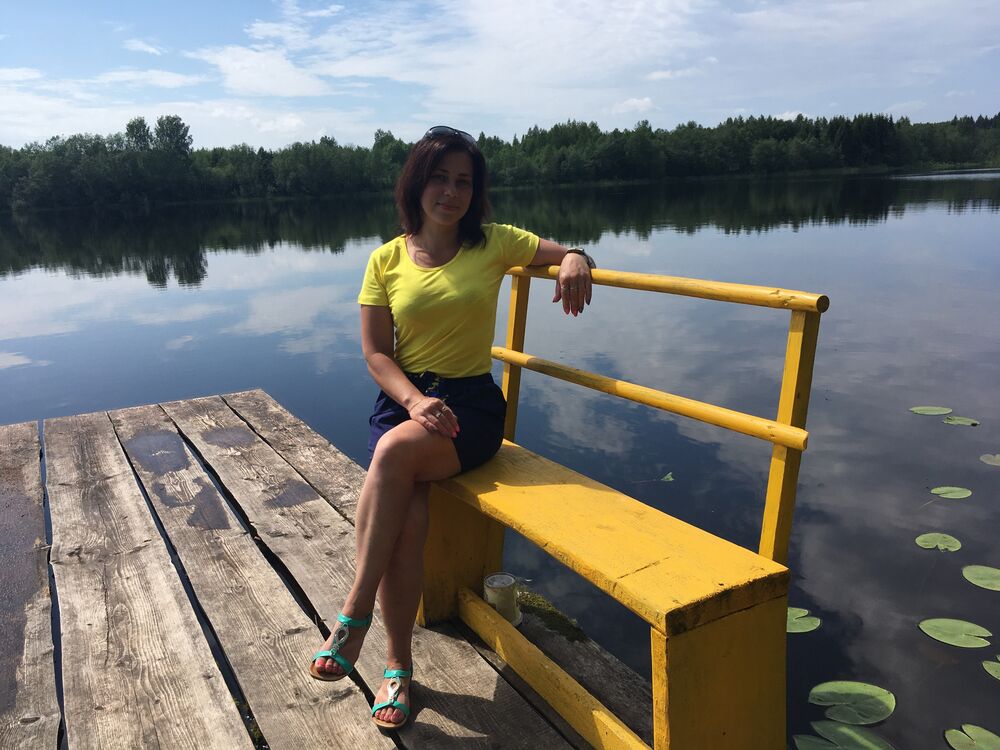  ,   Marina, 43 ,  