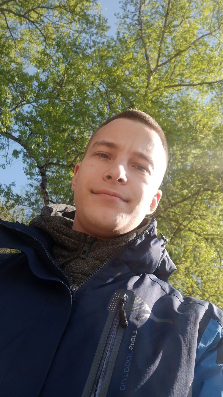  27021040  Andrey, 27 ,    