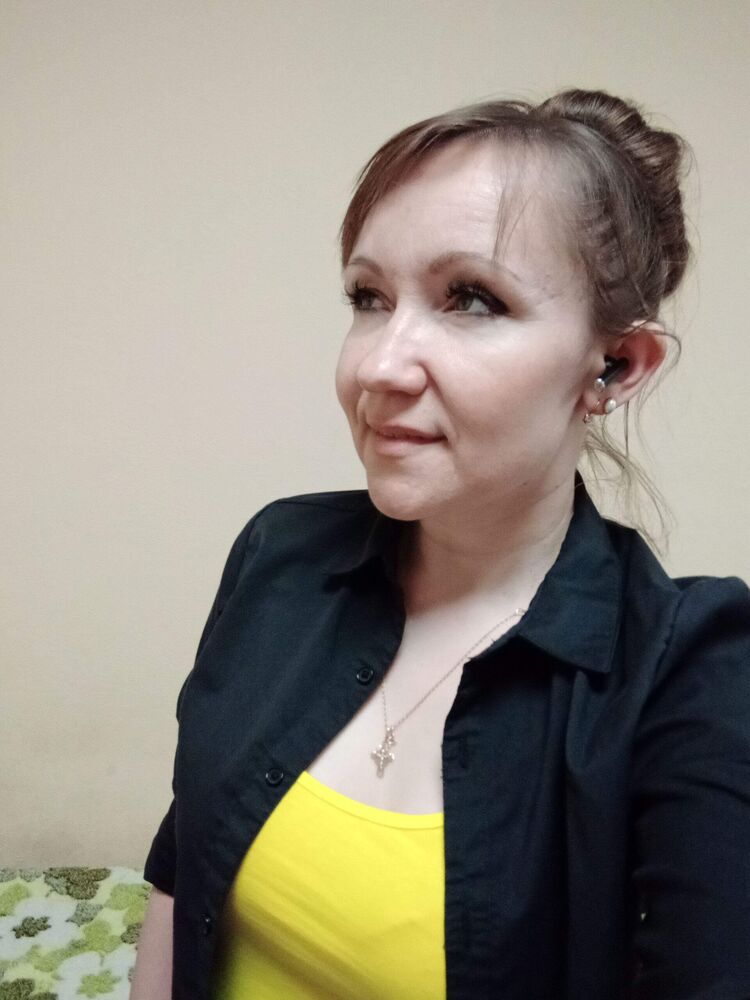  ,   Anastasia, 33 ,   ,   