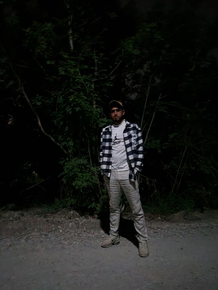  52782390  Muhammad, 24 ,    