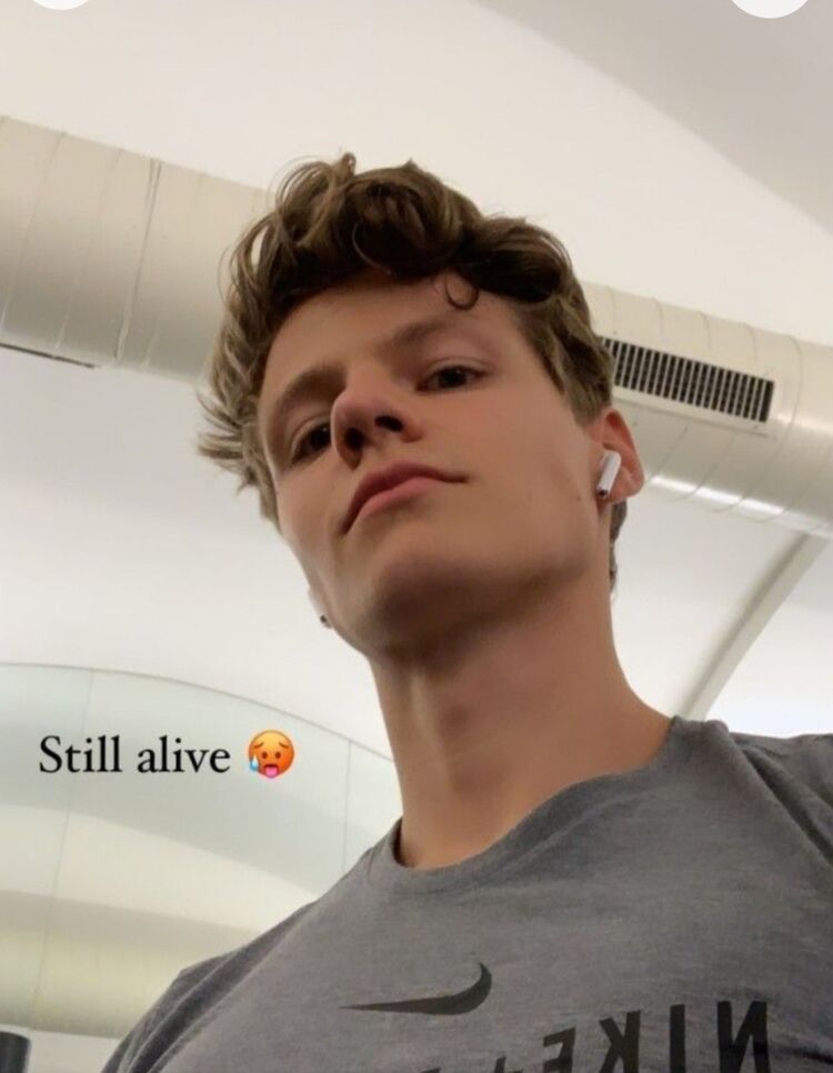 ���� 40797940 ����� ����, 22 ����, ���� ���������� � ������