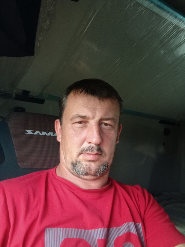  28204220  , 45 ,    