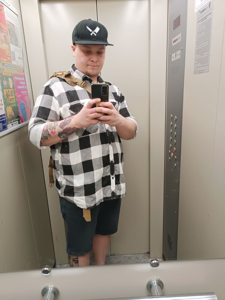  37071730  , 32 ,    