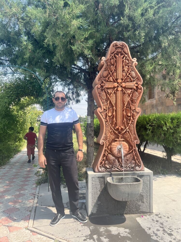 ���������� �������, ���� ������� Petrosyan, 35 ���, ������������ ��� ������, ����� � ���������, c�������� ���������, ���������