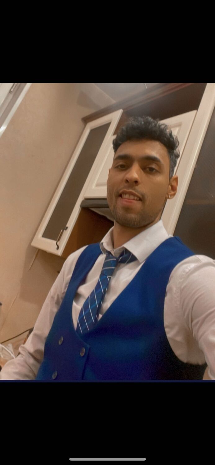  54106550  Luis, 37 ,    