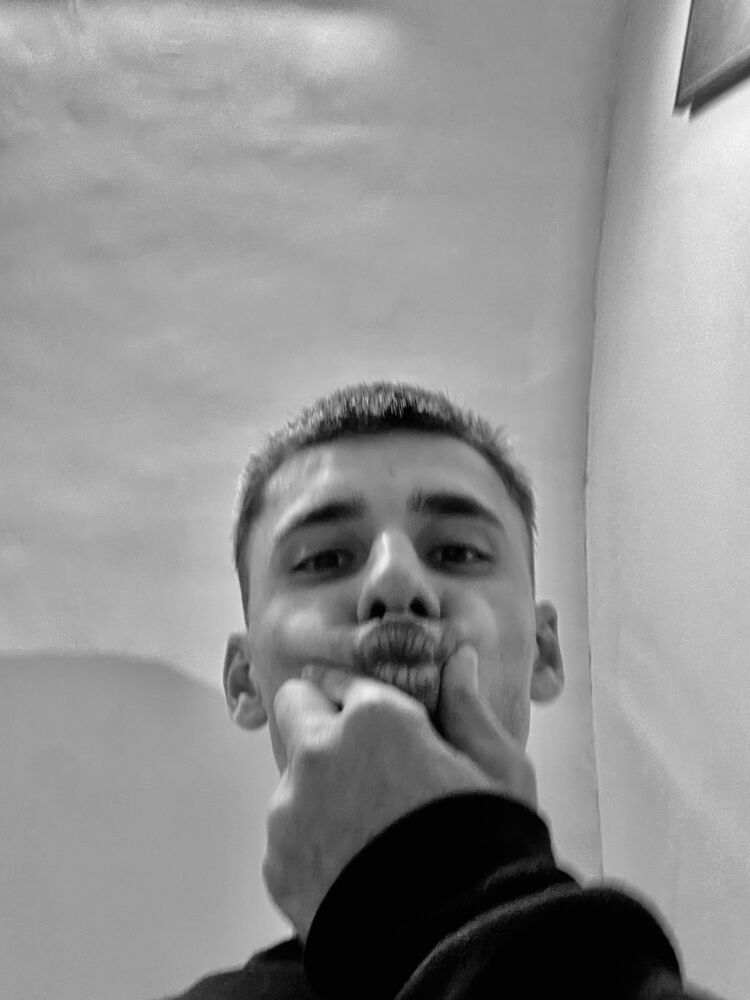  --,   Sergei, 23 ,   ,   , c 