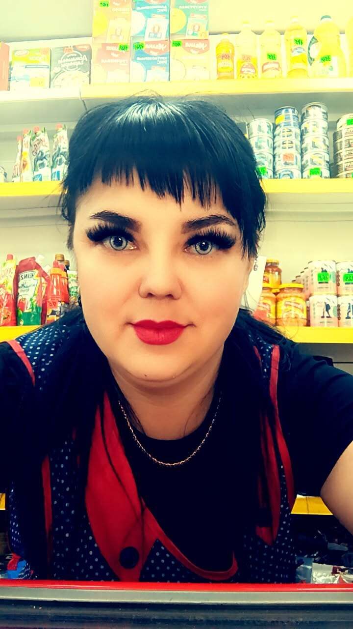  50070210  Larisonia, 34 ,    