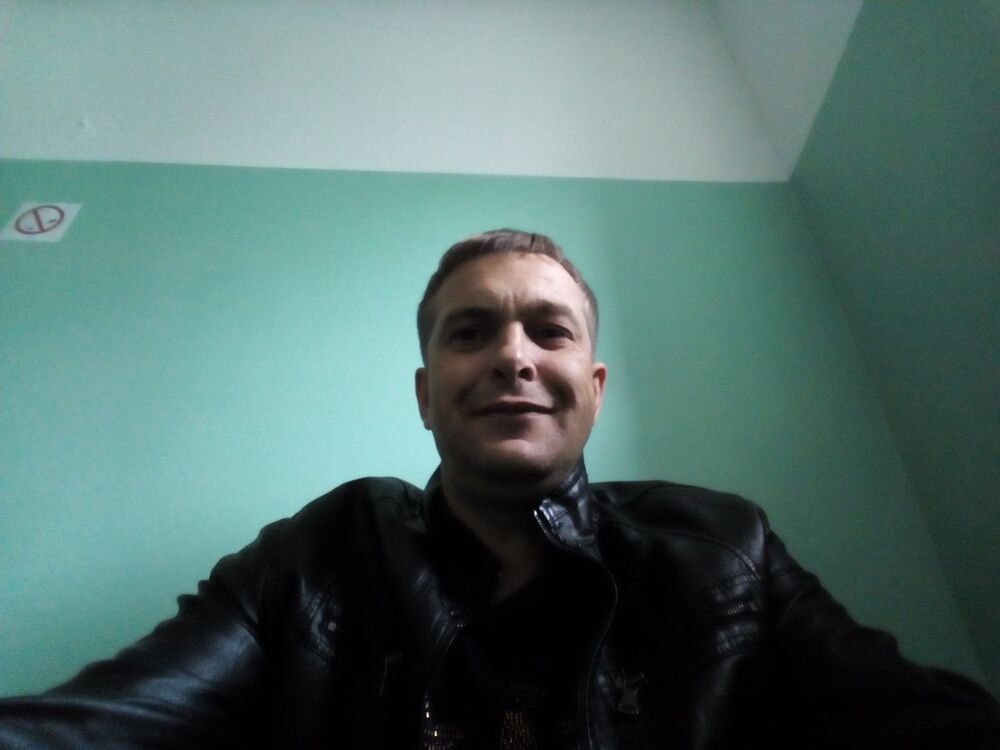  ,   Aleksander, 44 ,   ,   , c 