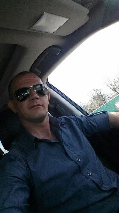  ,   Dmitri, 43 ,   ,   , c 