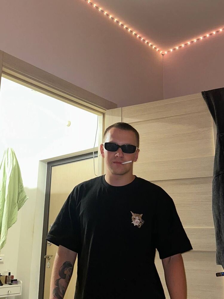  54704570  , 22 ,    -