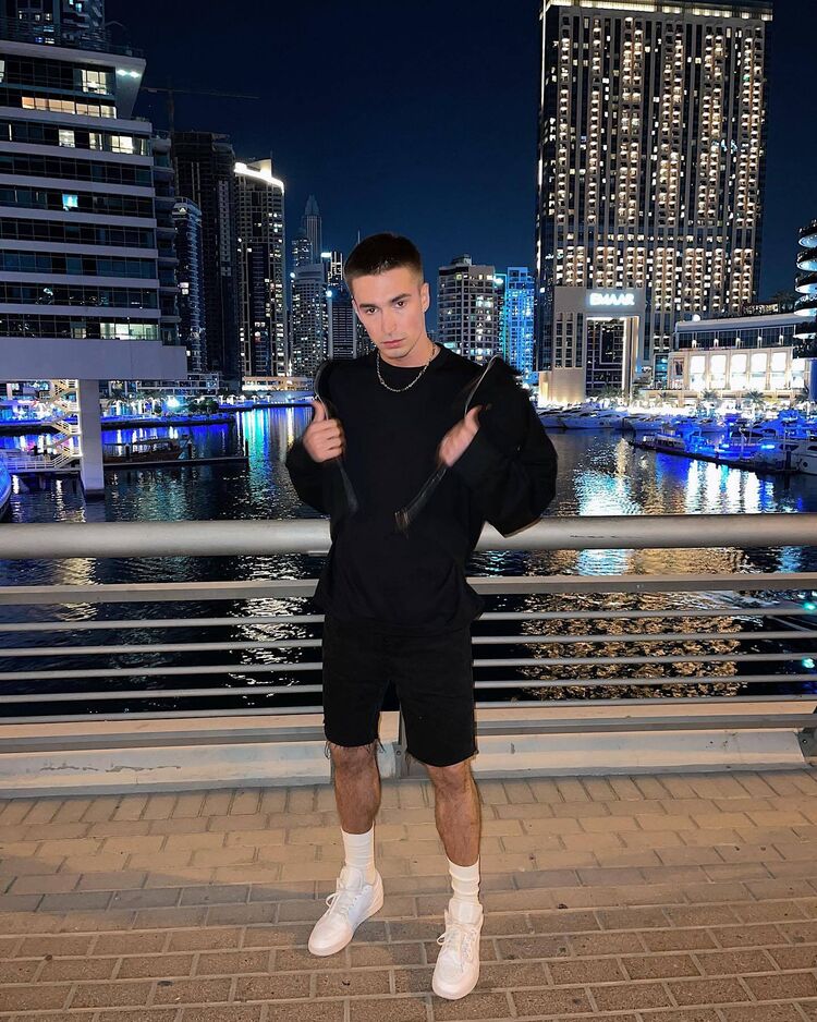  45223370  , 36 ,    -