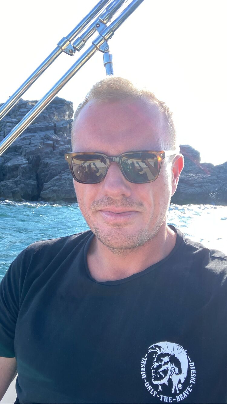  Budva,   Stefan, 38 ,   ,   , c 