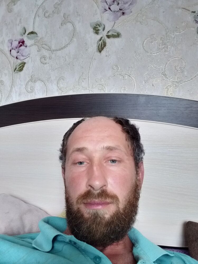  ,   Andrii, 41 ,   ,   , c 