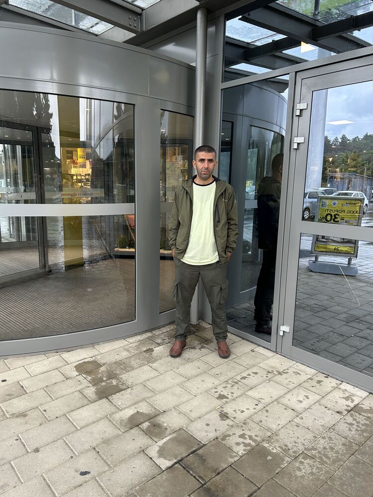  ,   , 42 ,   ,   