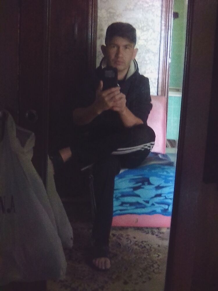  ,   Nick, 40 ,  