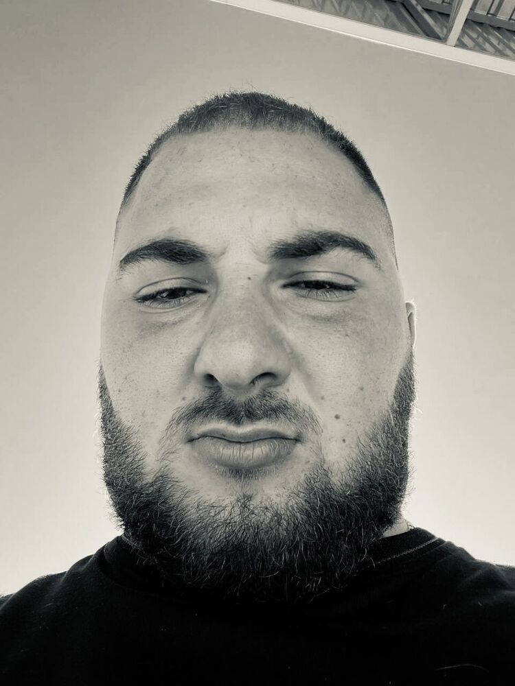  42923370  , 24 ,    