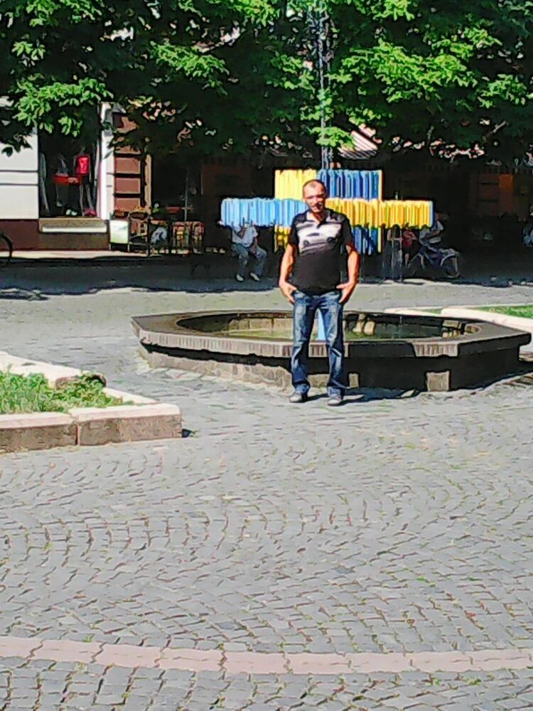  9824230  , 44 ,    