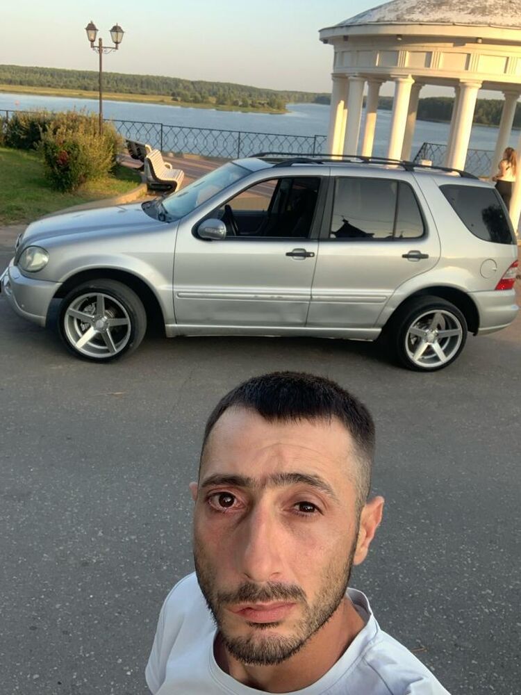  41357640  , 39 ,    