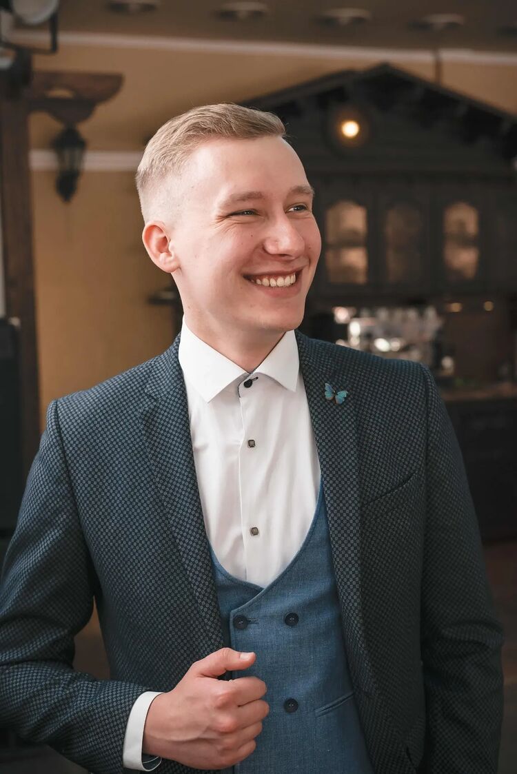  28744610  , 26 ,    -