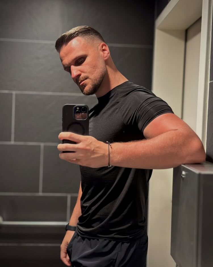 ���� 54708240 ������� ����, 33 ����, ���� ���������� � �������