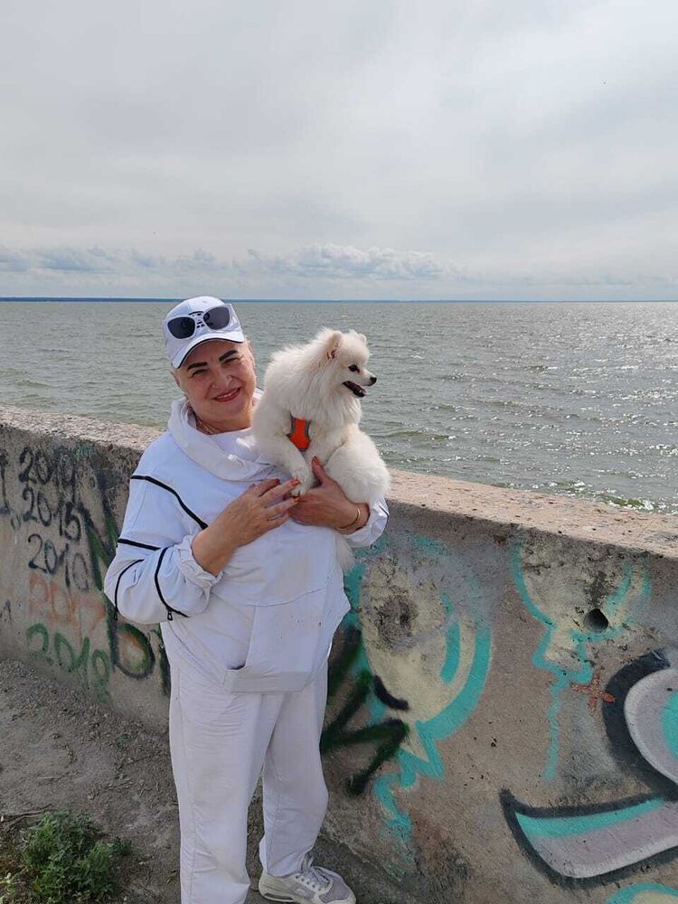  45411080  Tatyana, 61 ,    