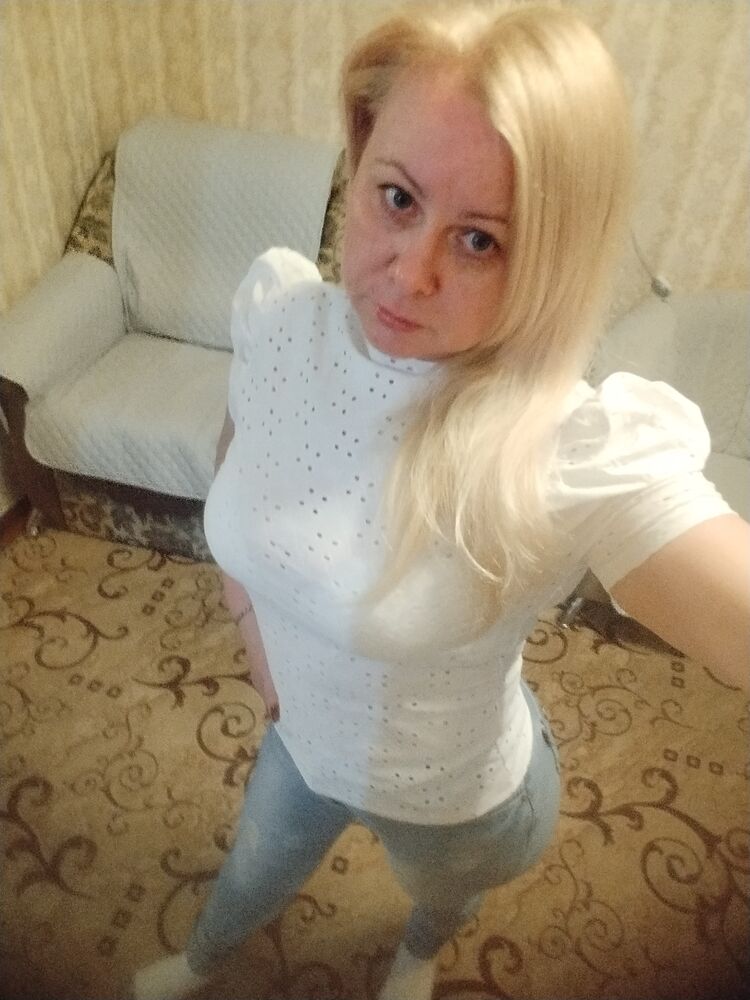  44991670  Svetlana, 47 ,     