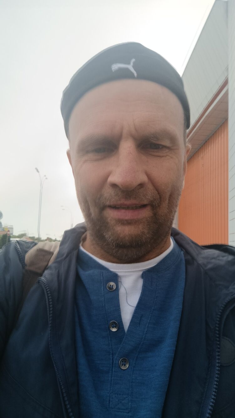  51202780  , 24 ,    