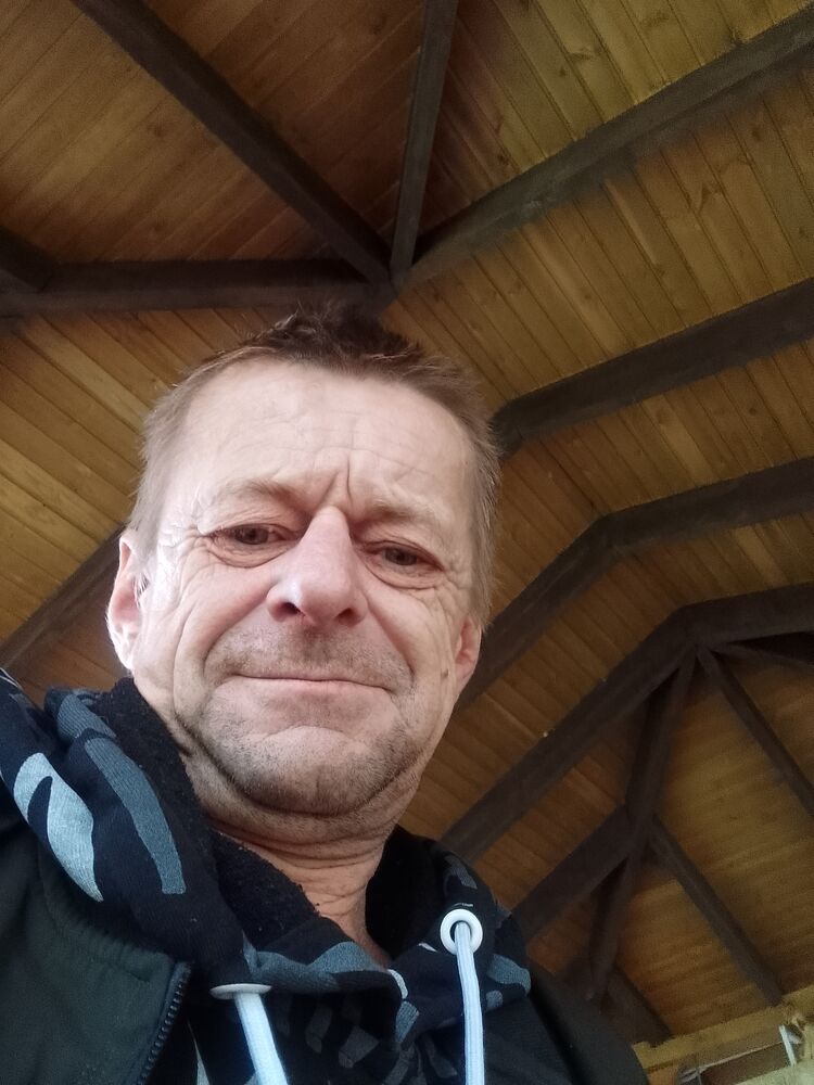  38127420  Bosik, 50 ,    
