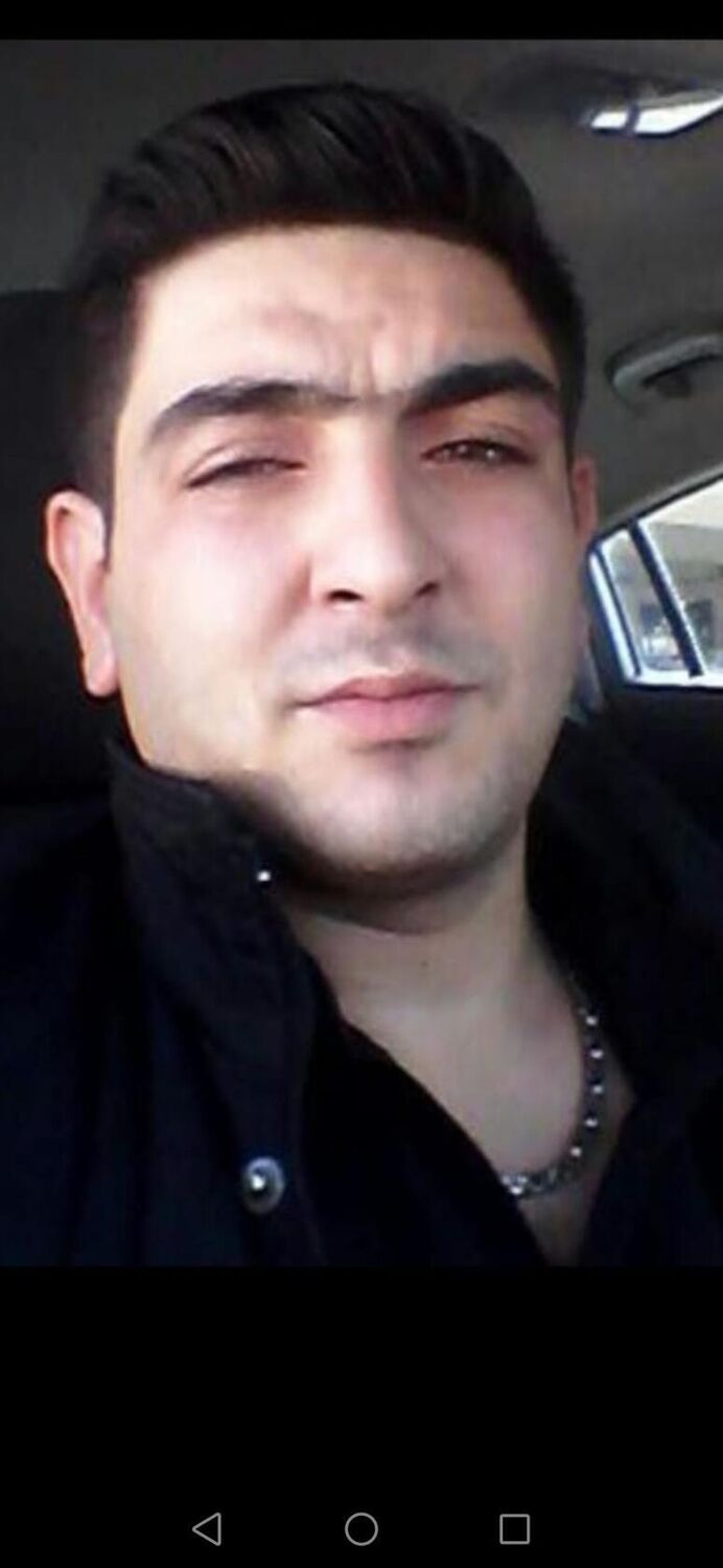  31337470  Behruz, 39 ,    