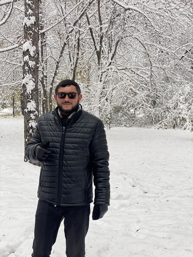  ,   Farhat, 40 ,   ,   , c 