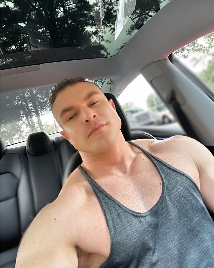  49476340  Nando Malach, 48 ,    Blue Earth