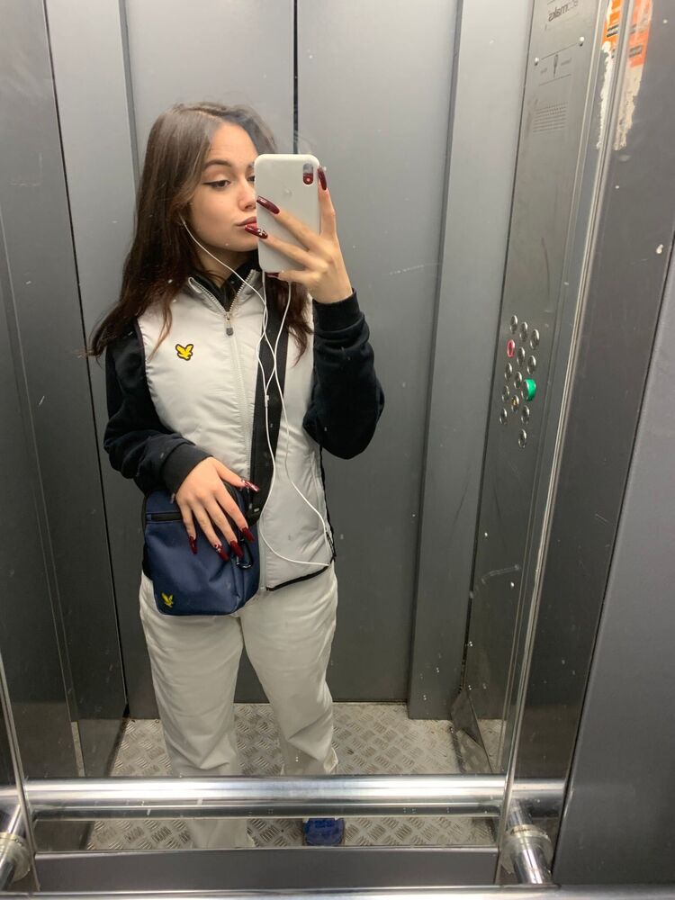  42124080  , 22 ,    