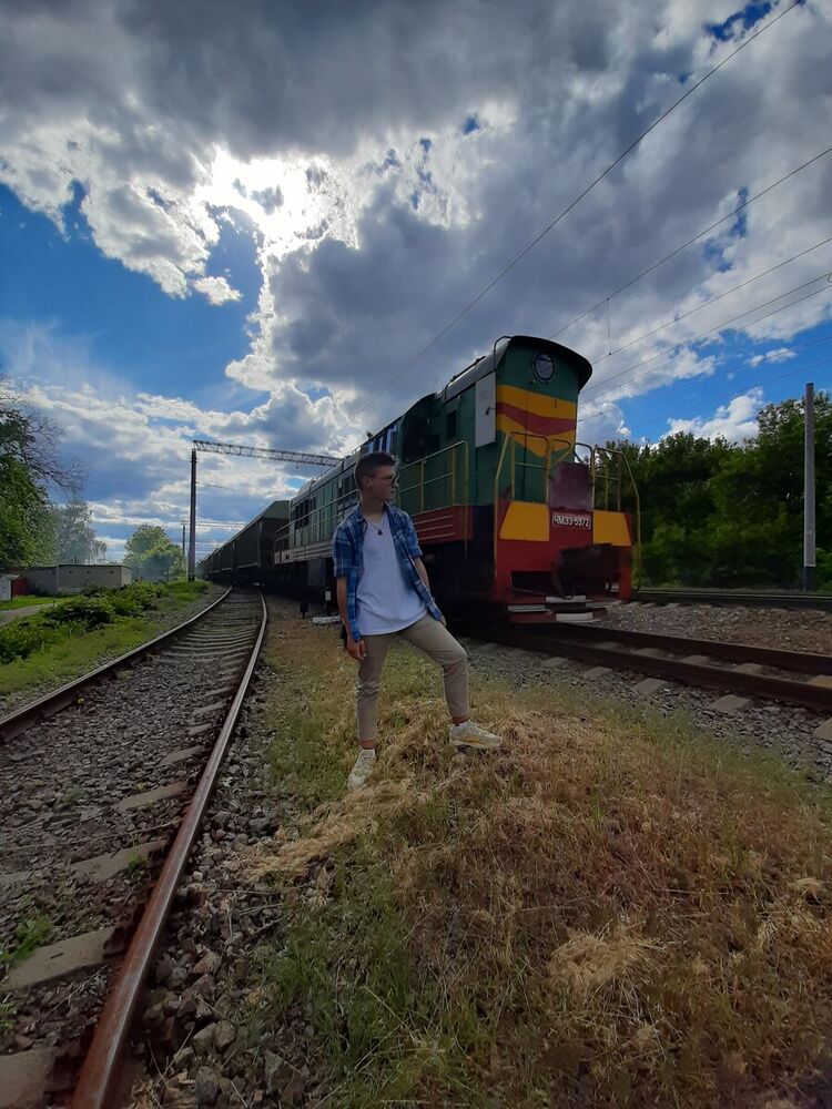  20017960  , 24 ,    