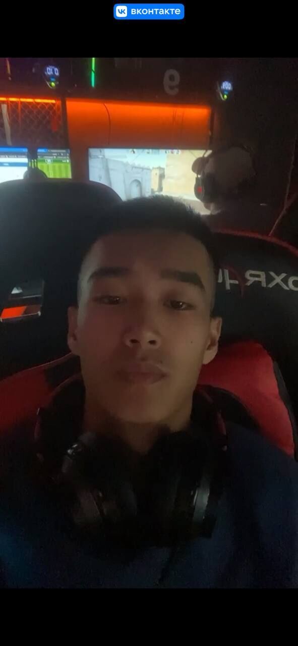  35600980  Darkhan, 27 ,    