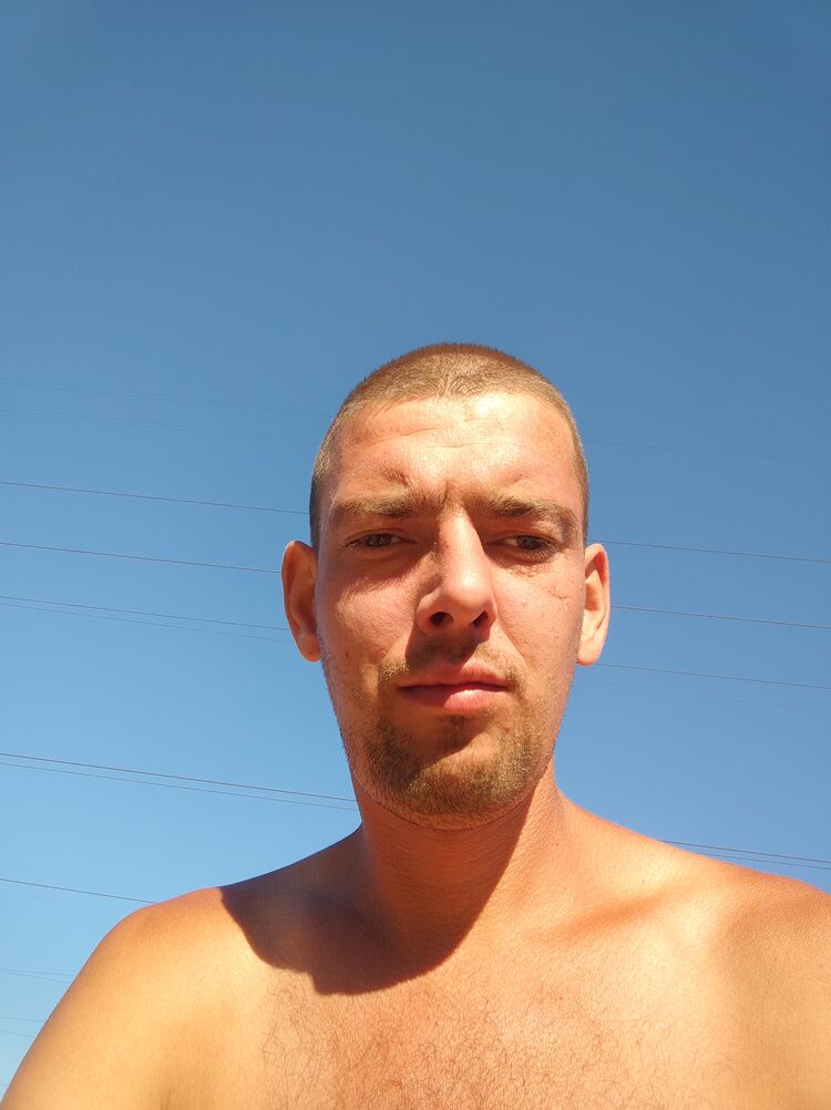  27428560  Alex, 34 ,    