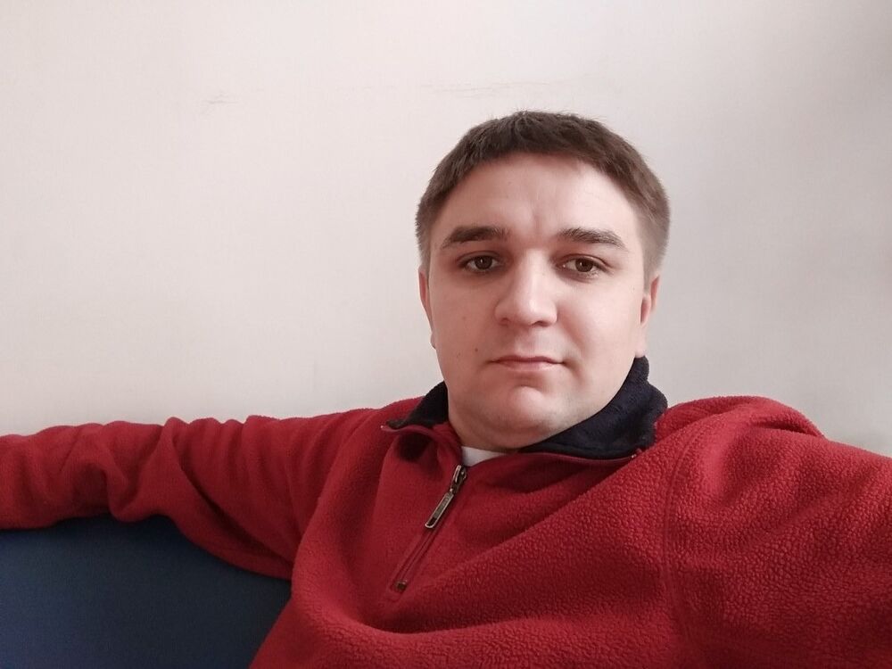  ,   Rafael, 37 ,   ,   , c 