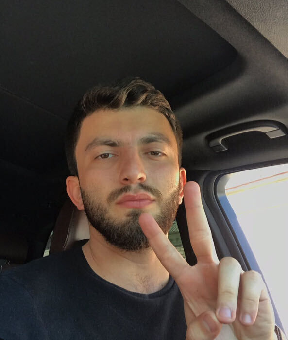  ,   Karim, 33 ,   ,   