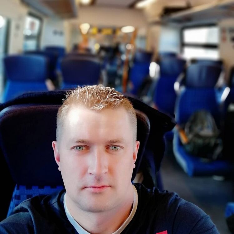 ���� 15897600 ������� �������, 44 ����, ���� ���������� � ���������