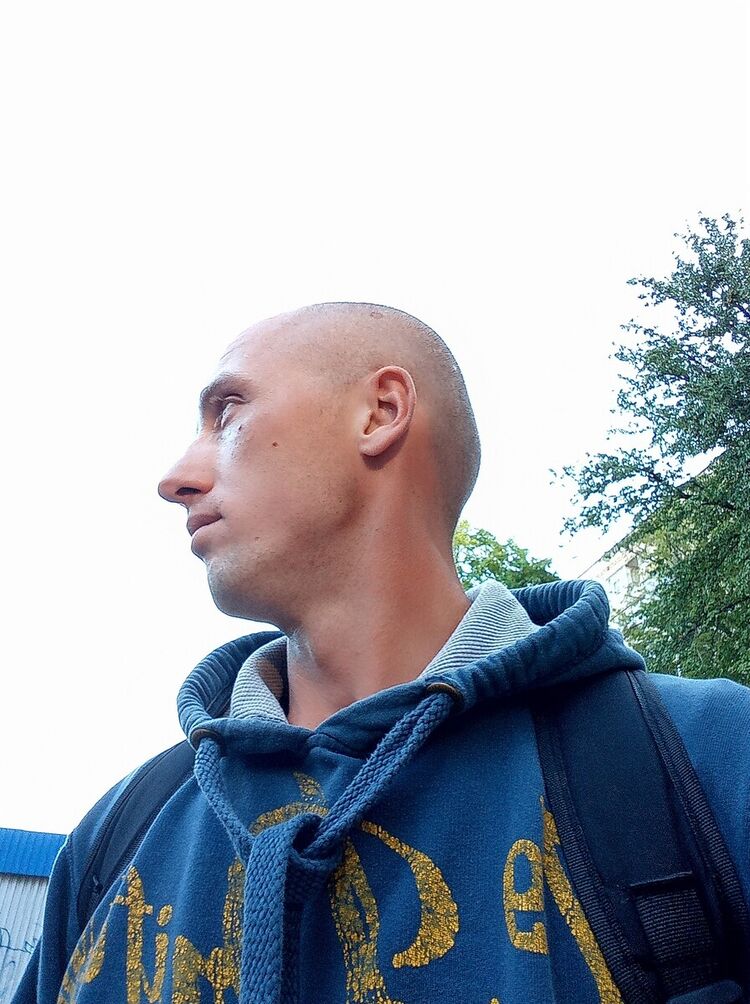  ,   Maks, 35 ,   ,   , c 