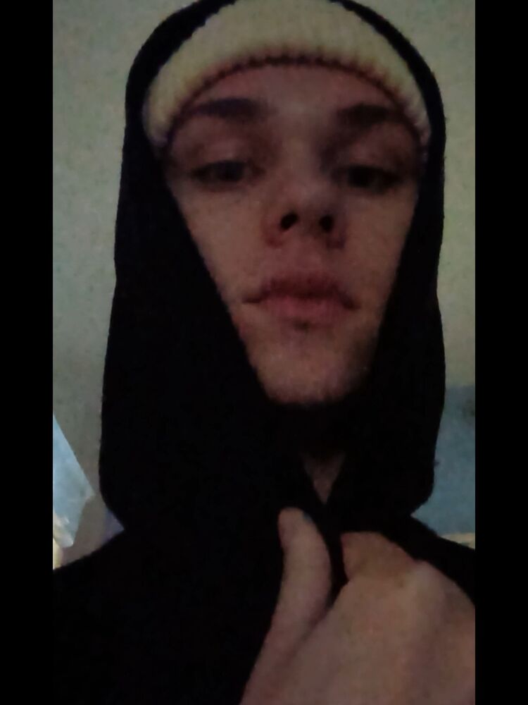  42605380  , 22 ,    