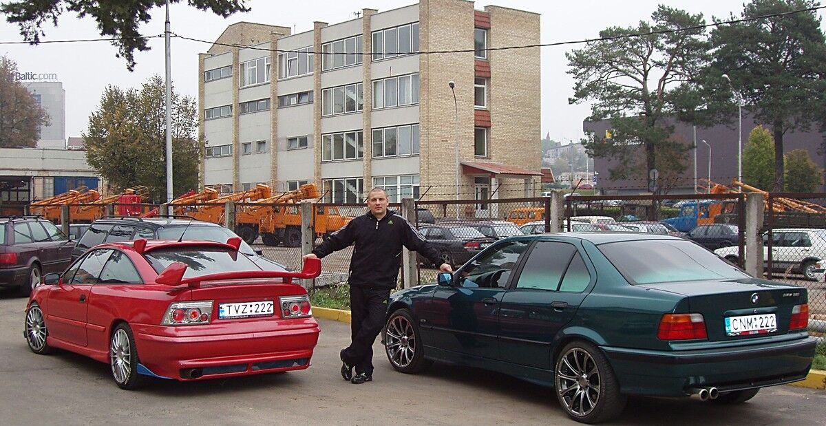  ,   Sergejus, 44 ,   ,   , c 