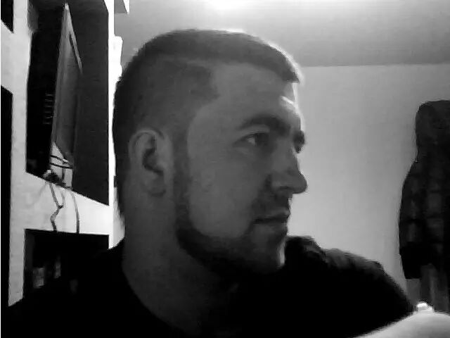  53952460  Ruud, 39 ,    