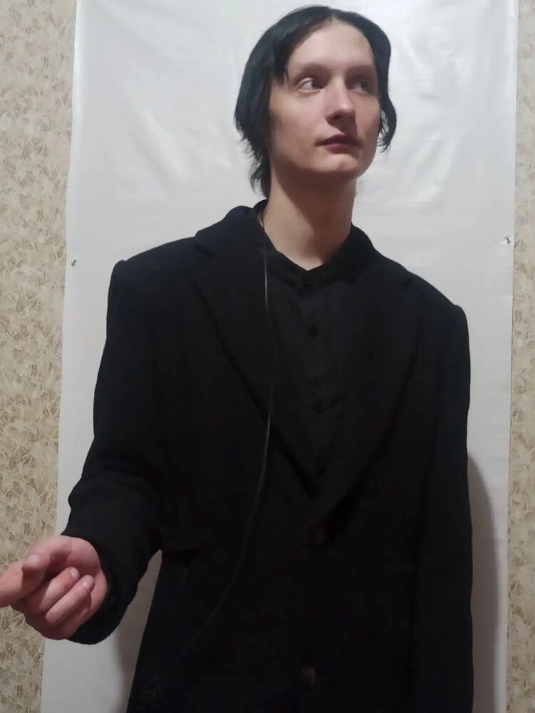  49860020  Vladimir, 26 ,     