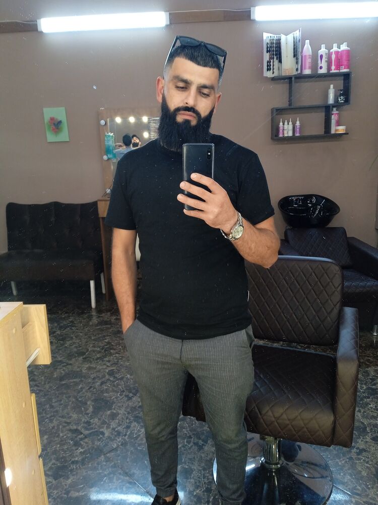  45552190  Sadiq, 37 ,    