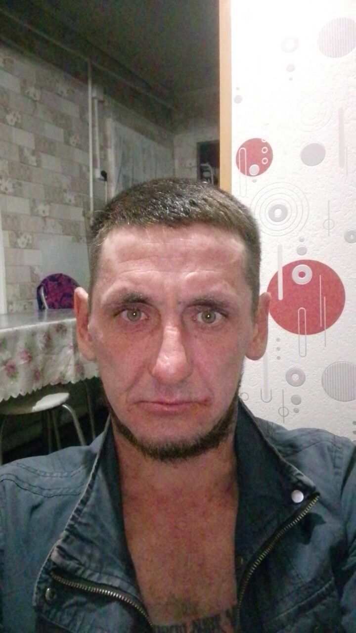 44126110  , 40 ,    