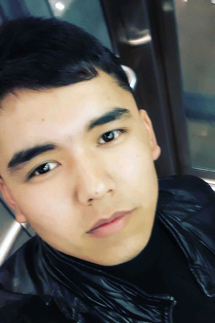 ���� 20037970 ����� Azizbek, 25 ���, ���� ���������� � �����