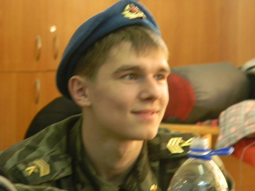   ,   Ilya, 28 ,   