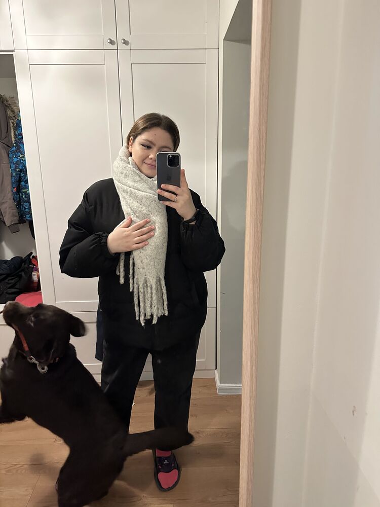  43563630  , 24 ,    -