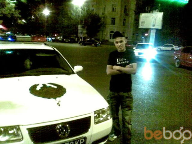  1238100  Tamerlan, 33 ,    