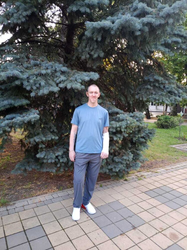  52508980  Pavel, 39 ,    